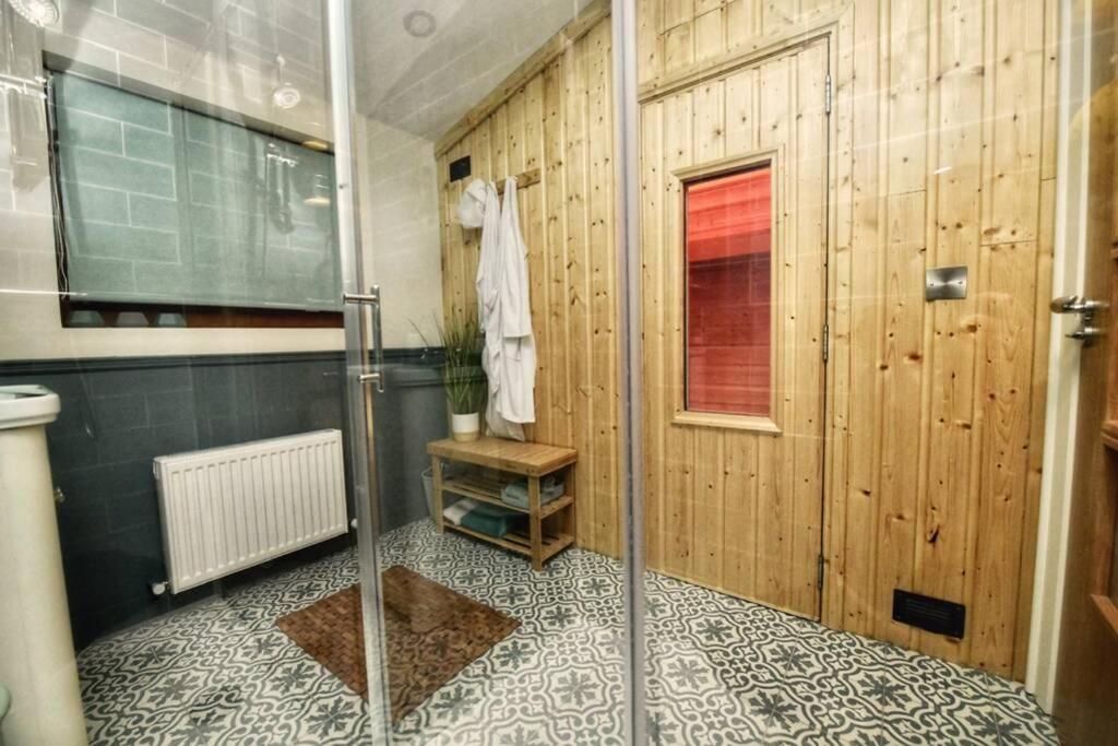 Flanders Loft Luxury Apartment With Sauna Dungiven Екстериор снимка